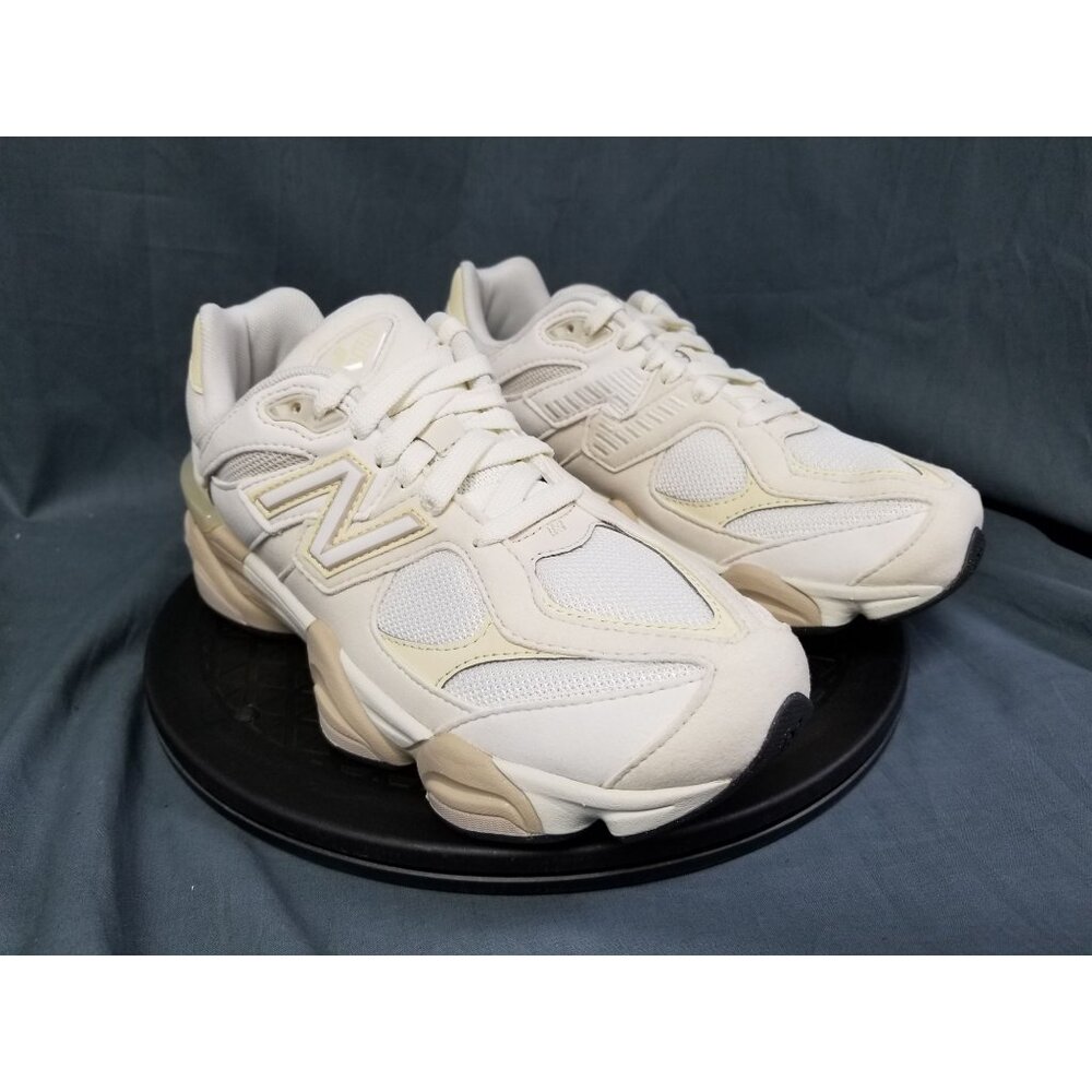 New Balance Kids 9060 Sneakers GC9060EK Linen Size 5 NEW NO BOX! - Picture 10 of 11